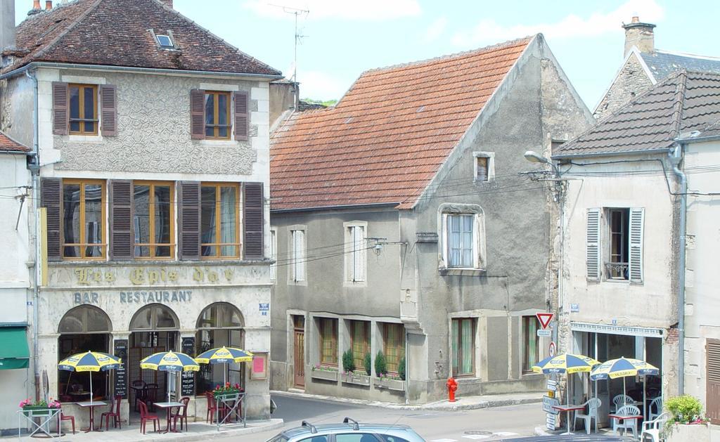 Les Epis D'Or Bed and Breakfast L'Isle-sur-Serein Buitenkant foto